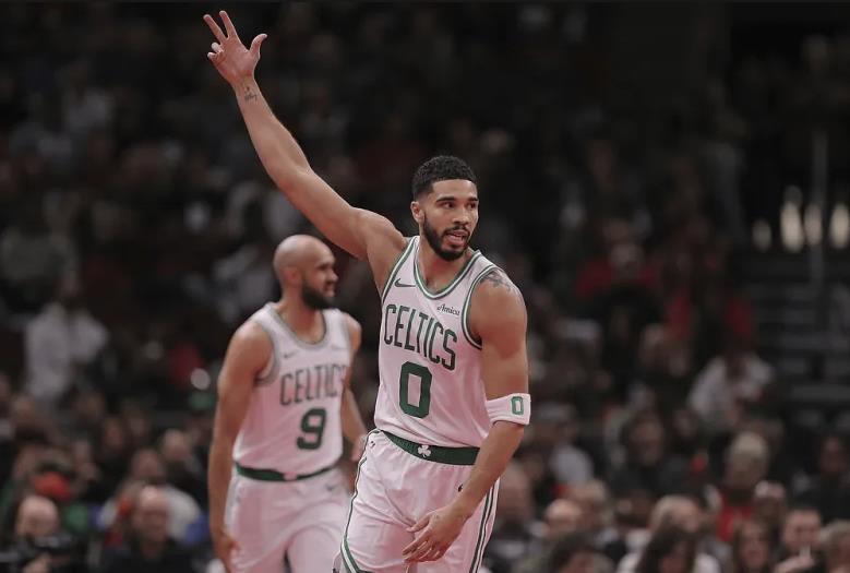 凯尔特人客场战胜活塞，稳坐东部前列