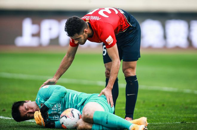 包含天津泰达主场败于申花，遭遇失利的词条