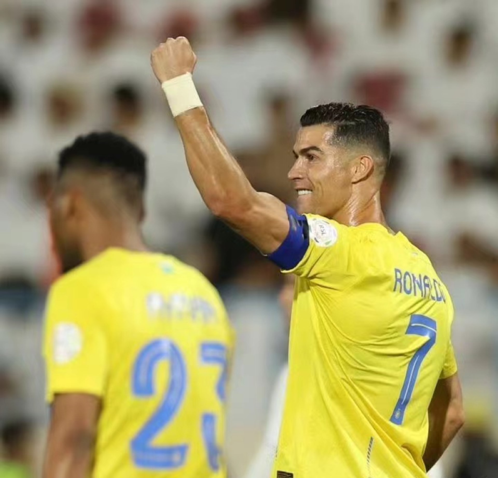 塞尔塔中场大脚开炮，远射破门夺得胜利的简单介绍