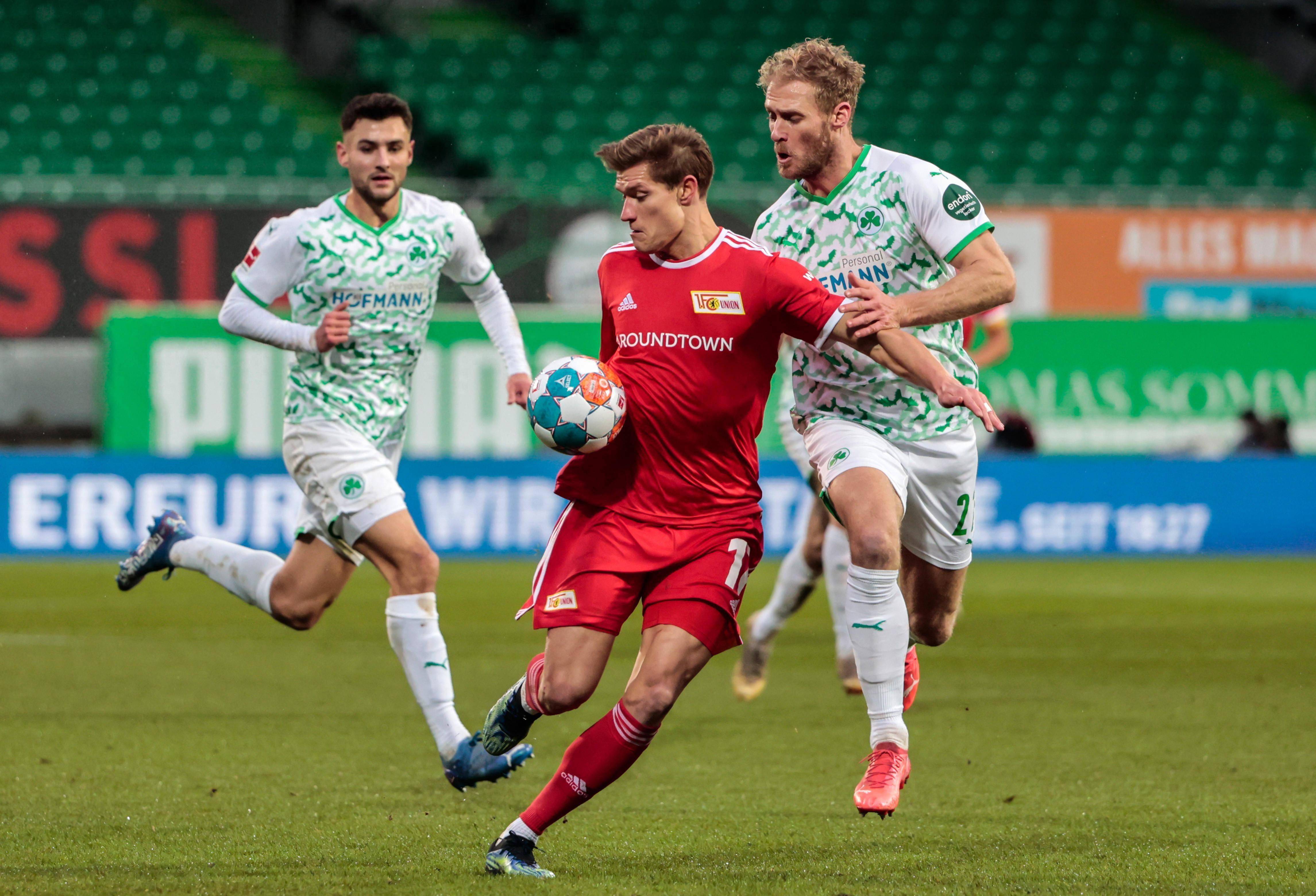 弗赖堡挑战自我，力抗对手成功晋级