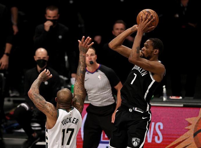 关于猛龙战胜布鲁克林网，东部决赛领先的信息